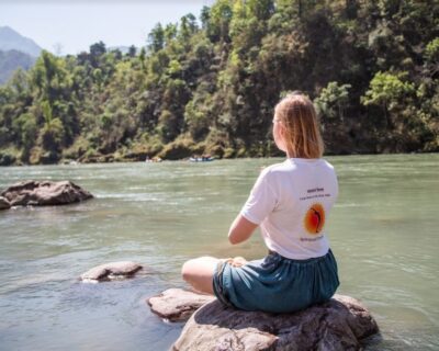 Ekattva-Yoga-School-Rishikesh-Laxman-Jhula
